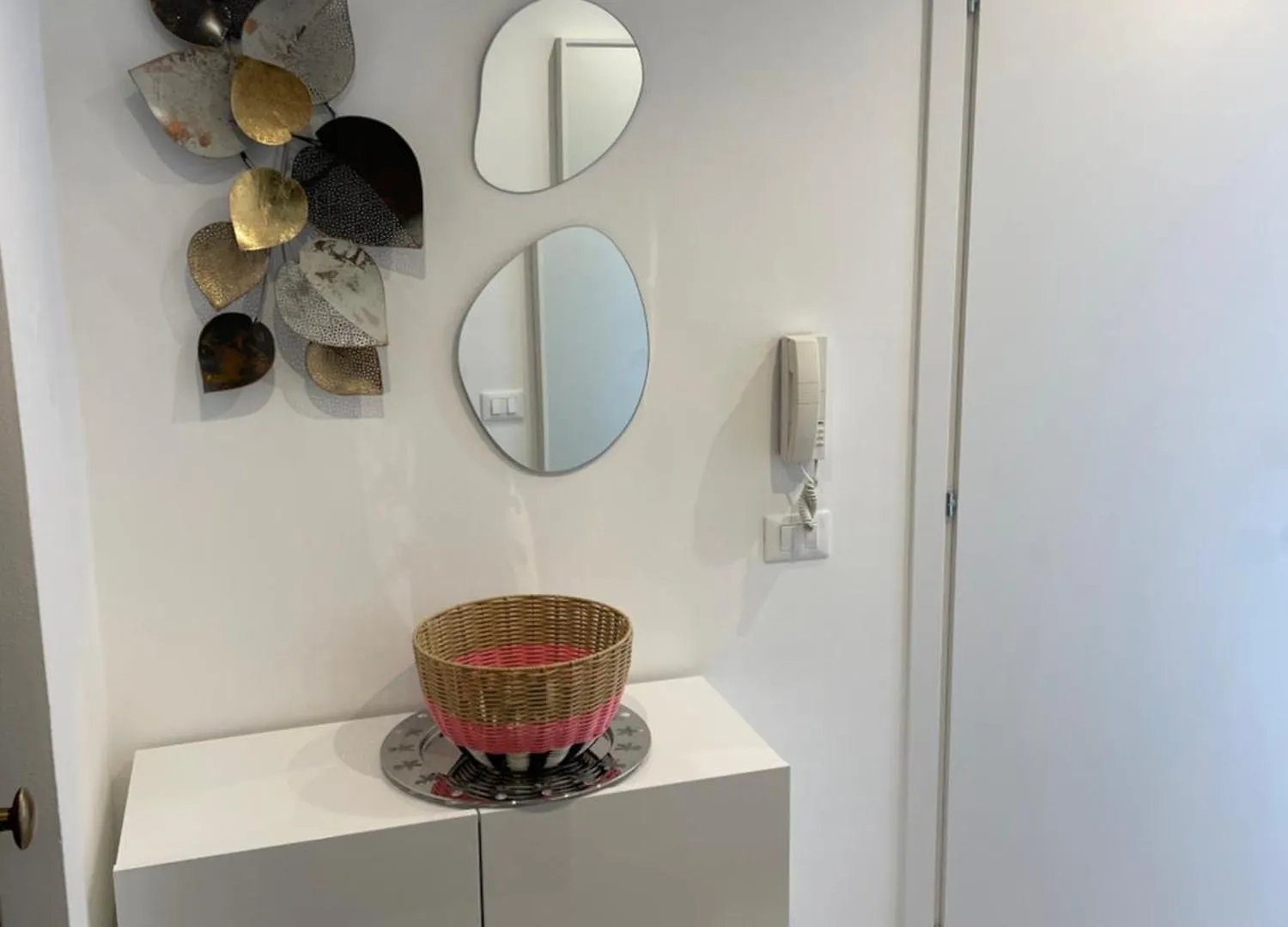New 2 Bedroom Apartment In Navigli With A Great View! Milan Italie