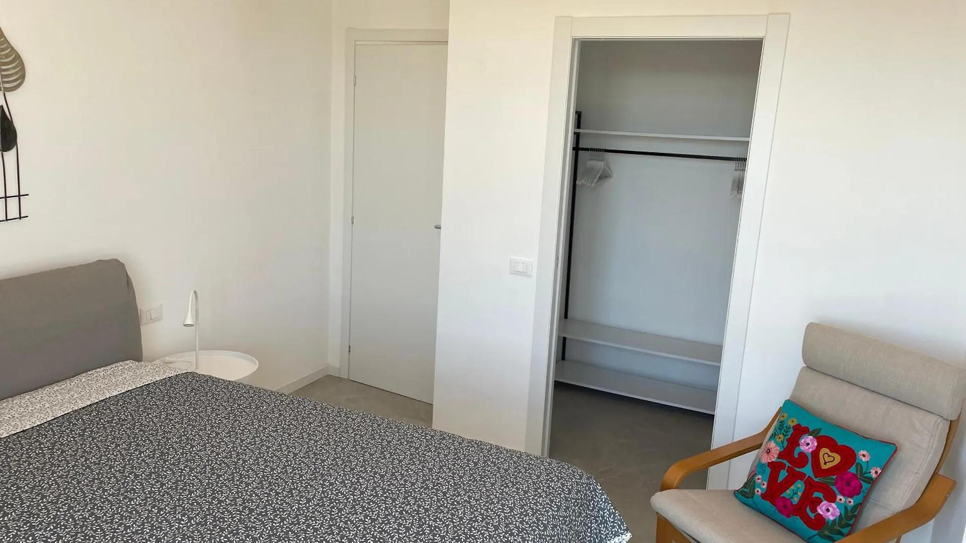 New 2 Bedroom Apartment In Navigli With A Great View! Milan