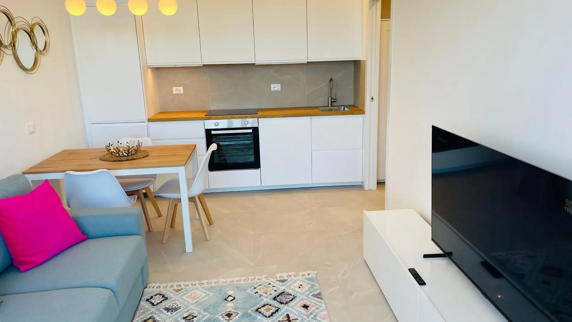 New 2 Bedroom Apartment In Navigli With A Great View! Milan 0*,  Italie